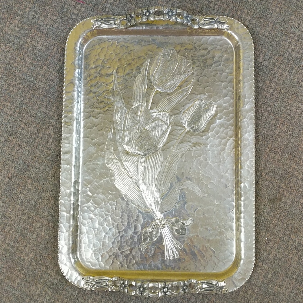 Vintage Rodney Kent tulip tray